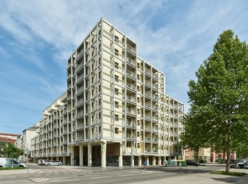 Housing Estate Dr. Natterergasse - 