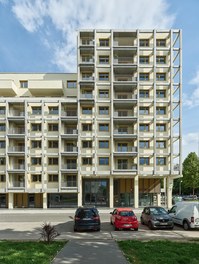 Housing Estate Dr. Natterergasse - 